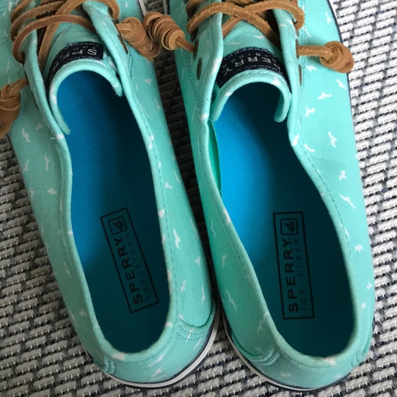 Women’s NWOT Sperry Shoes - Picture 4 of 5